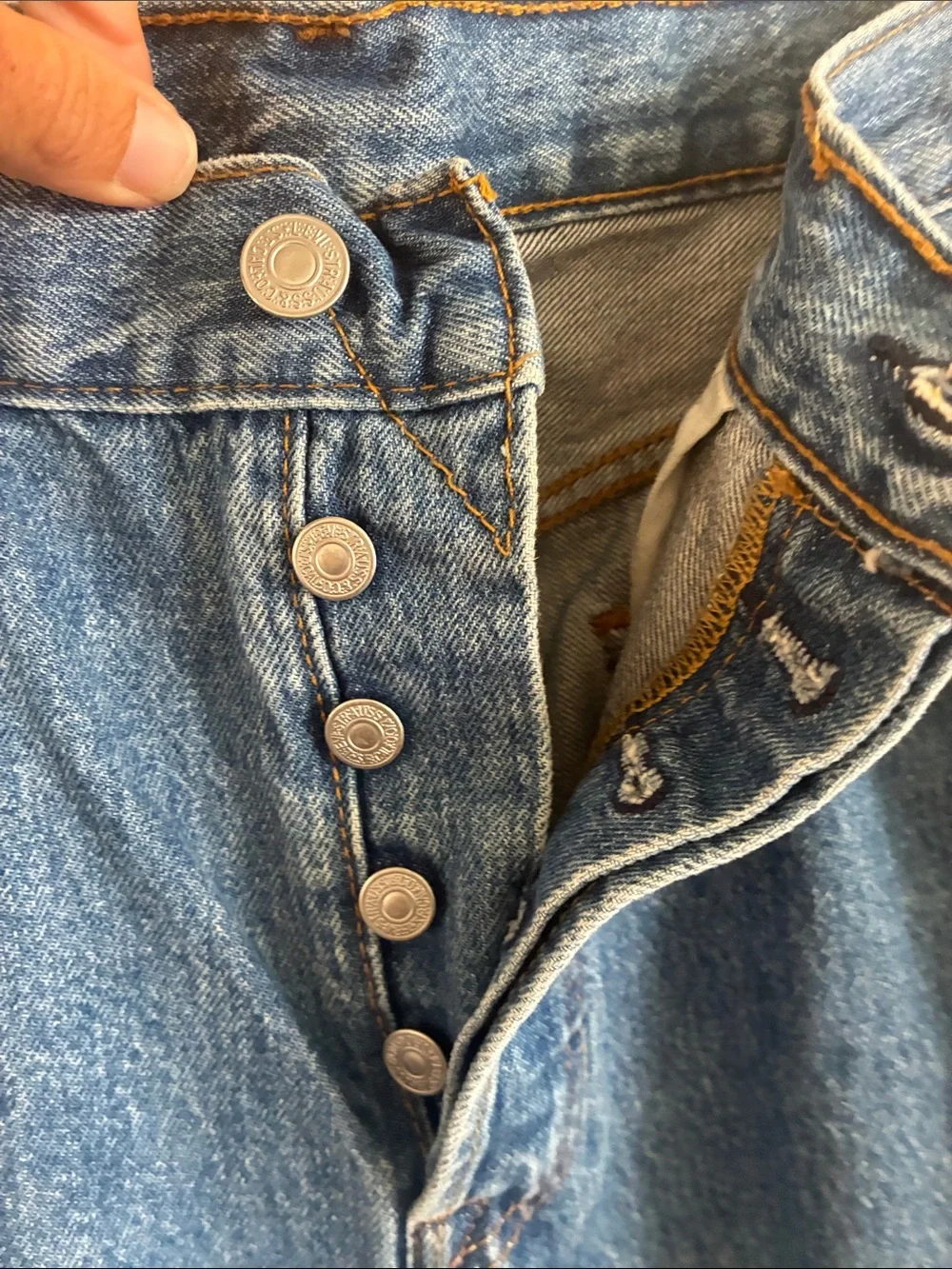 Levis classic straight